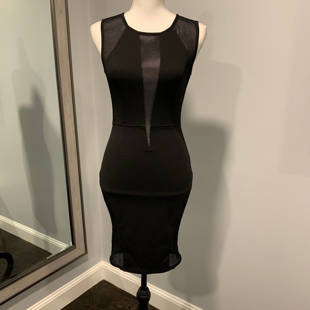 Dress - Picture 2 of 3